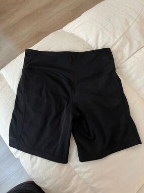 Youngla Legacy Flow gym shorts